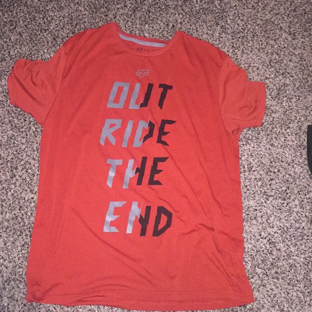 Fox t-shirt
